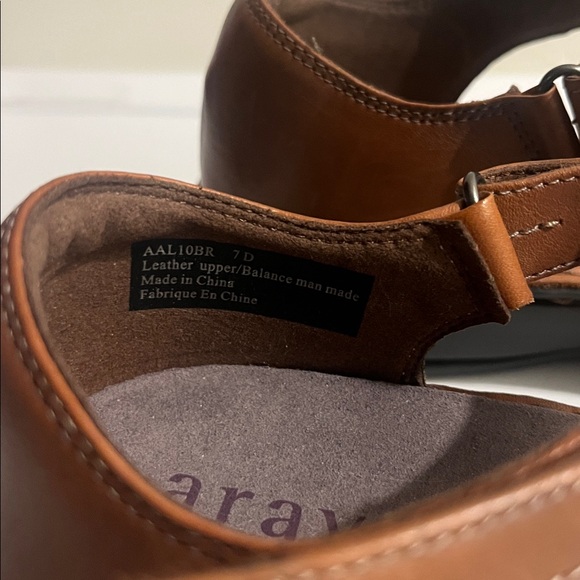 Brown Leather ARAVON by NEW BALANCE Mary Jane Shoes - Picture 3 of 6